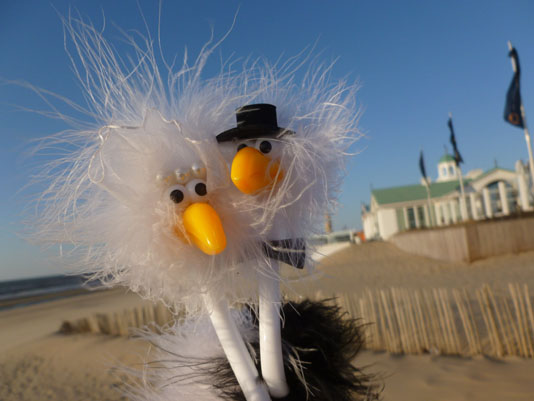 Frida und Alfred am Strand